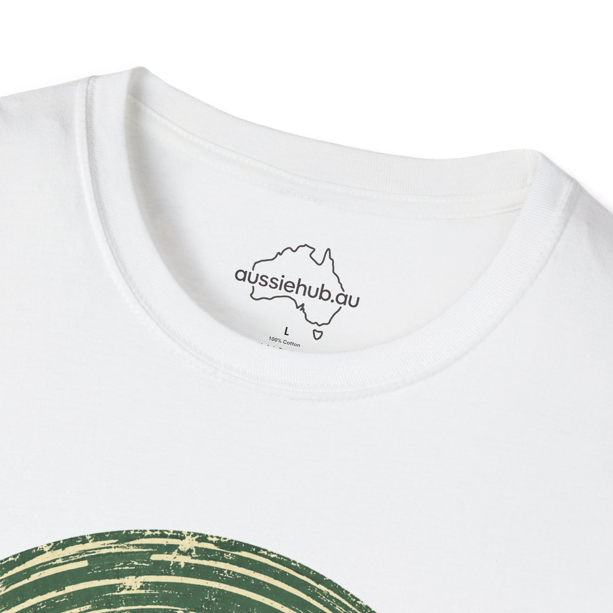 T-Shirt — Vintage Green Bush Sunset Circle Graphic