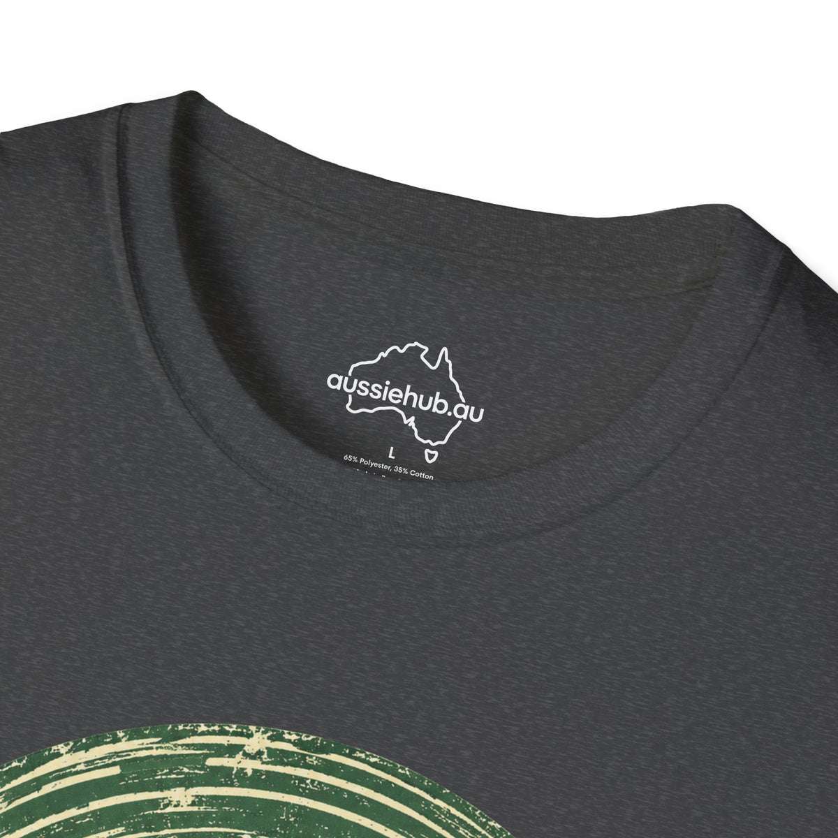 T-Shirt — Vintage Green Bush Sunset Circle Graphic